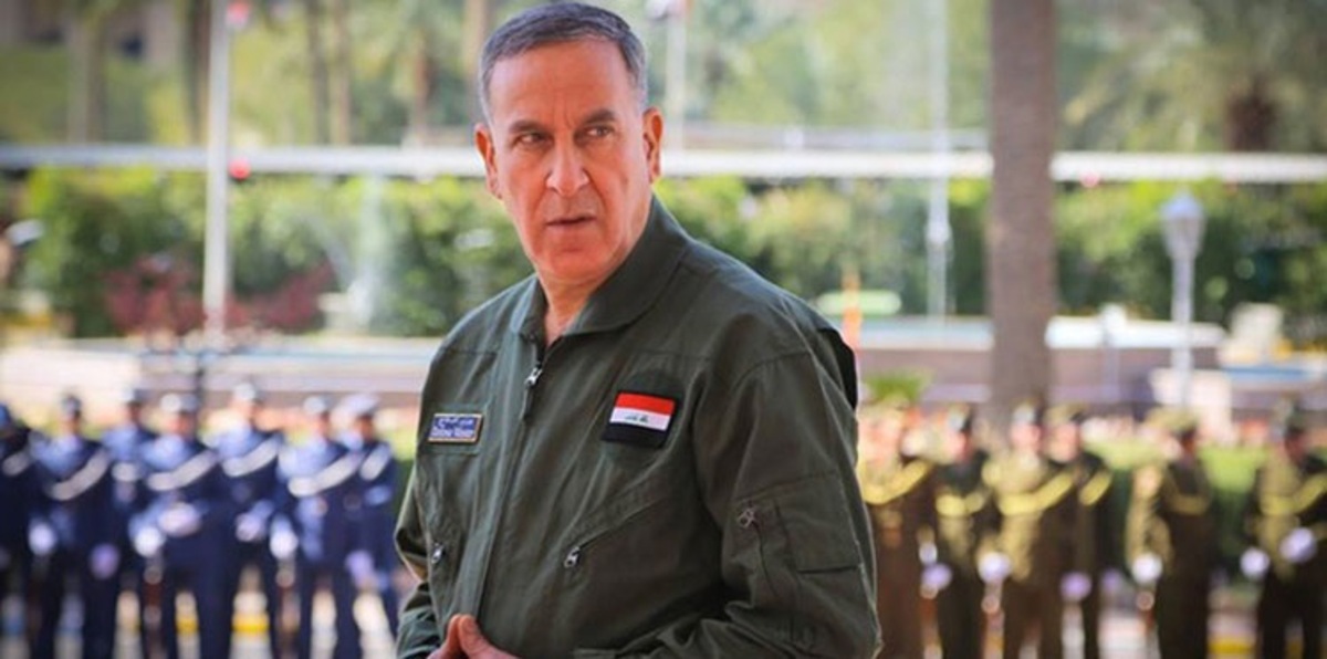 القضاء العراقي يصدر أمر استقدام بحق وزير الدفاع العبيدي