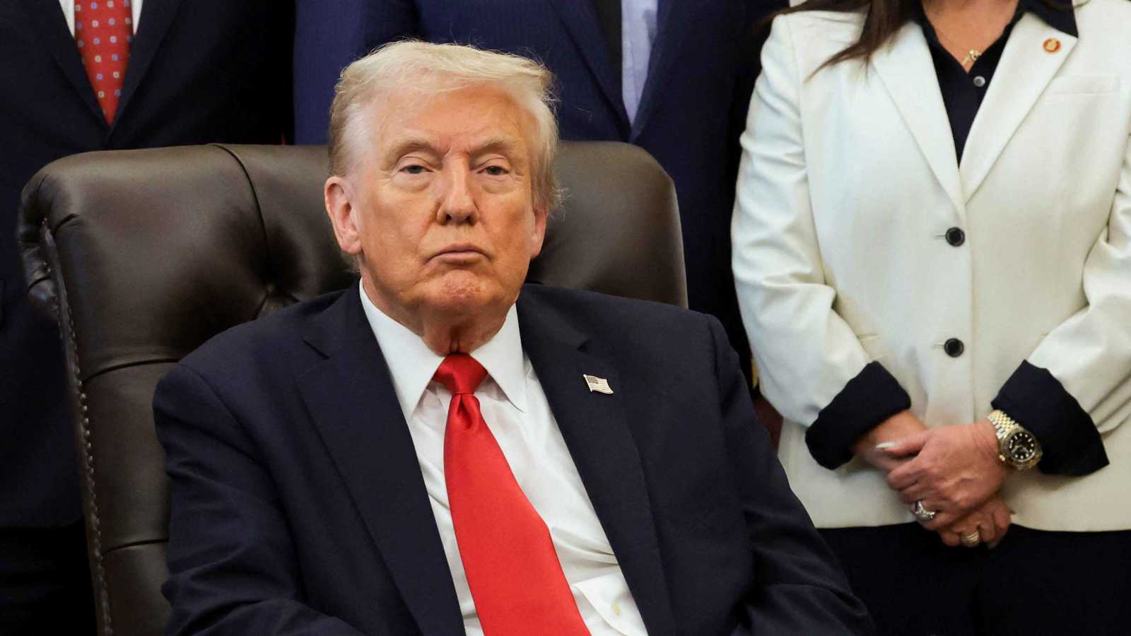 ترامب يكشف فحوى مكالمته مع بوتين وموعد اللقاء المرتقب (فيديو)