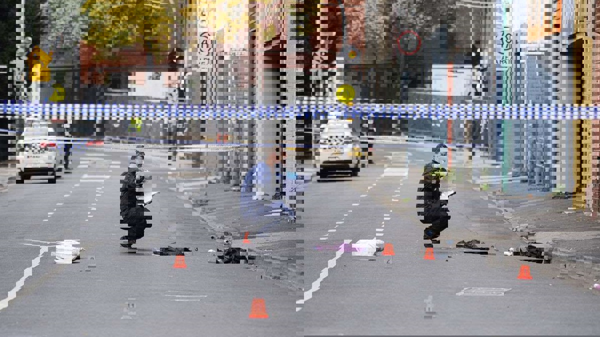 مقتل وإصابة 5 أشخاص بهجوم مسلح في ملبورن بأستراليا (صور وفيديو)