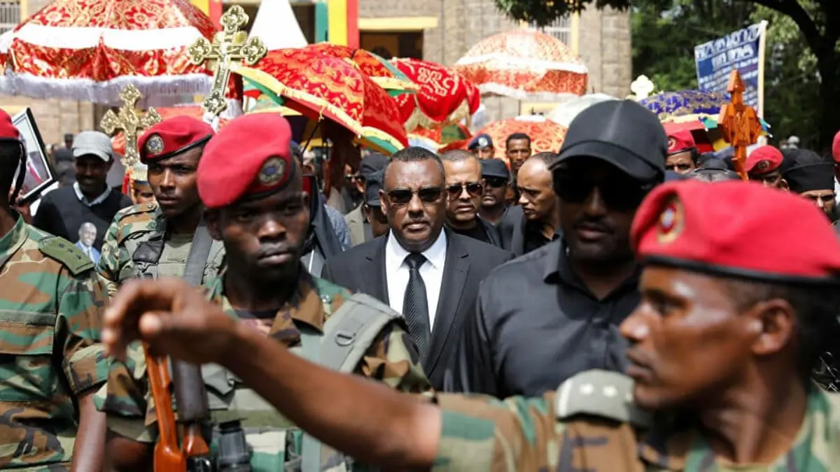 إثيوبيا تجمد حسابات مصرفية مرتبطة بزعماء تيجراي