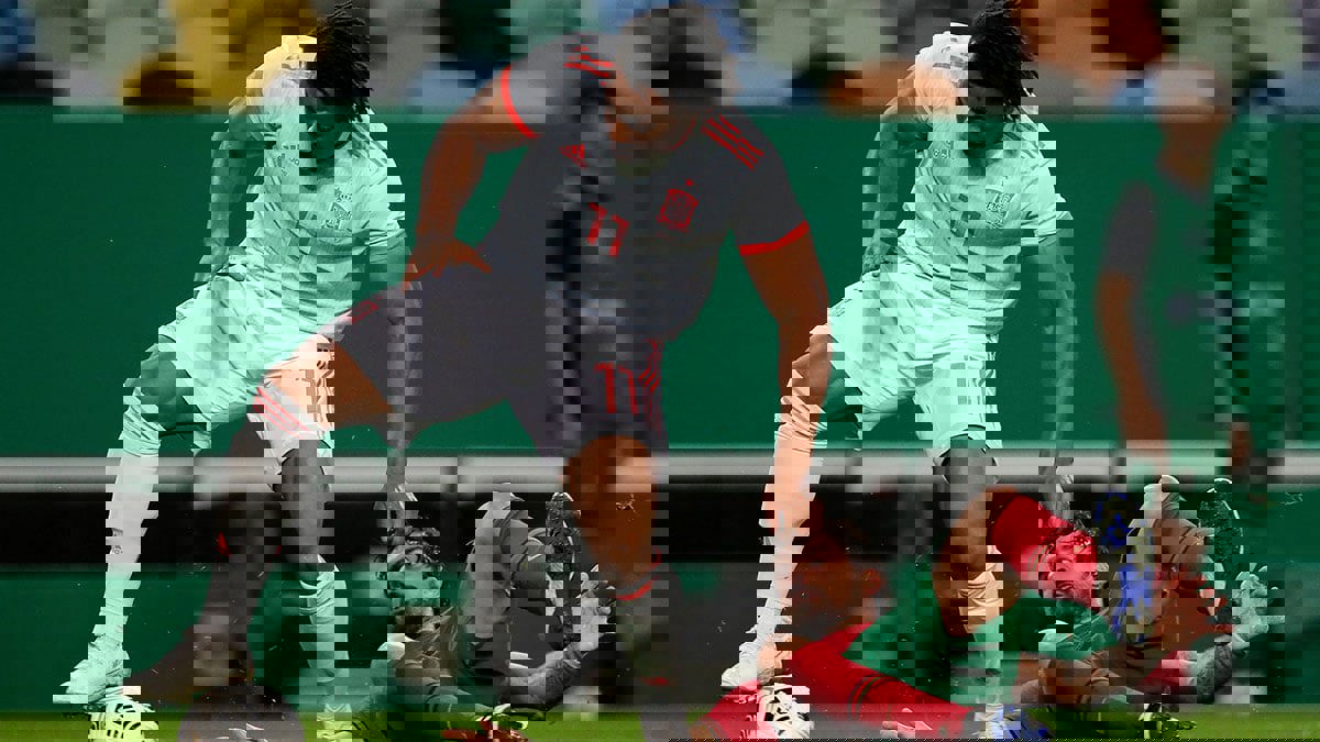 لماذا يفضل آداما تراوري اللعب لريال مدريد وعدم العودة إلى برشلونة؟