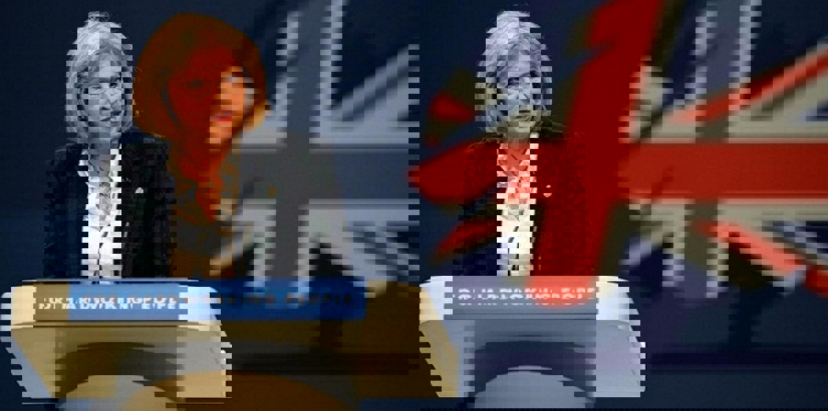 فوز تيريزا ماي برئاسة وزراء بريطانيا رسميًا‎‎