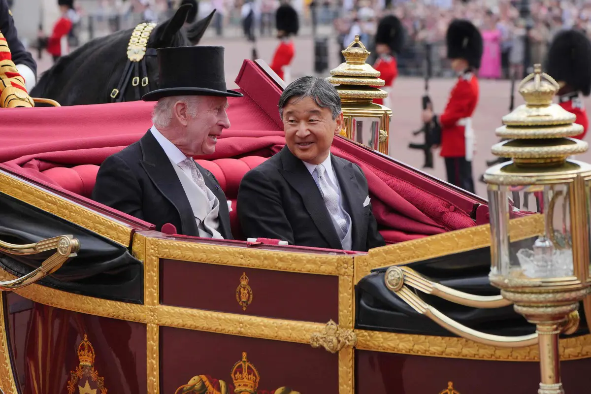 الملك تشارلز يحتفي بإمبراطور اليابان في قصر بكنغهام‎ (صور)