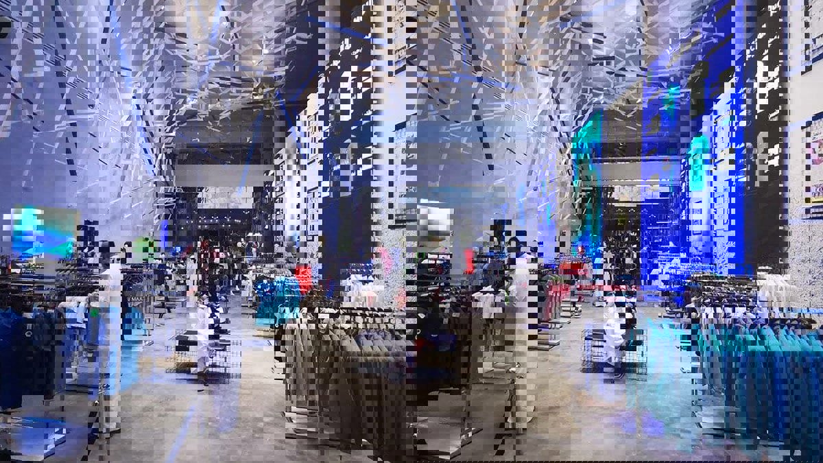 نادي الهلال السعودي يفتتح متجره الرسمي بحضور نجوم الفريق (شاهد)