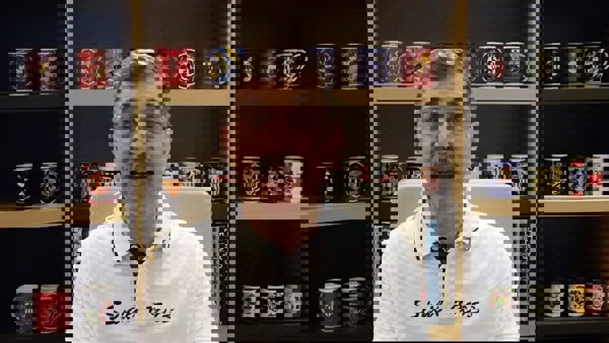 رابطة نادي الزمالك في قطر تقاضي علاء صادق