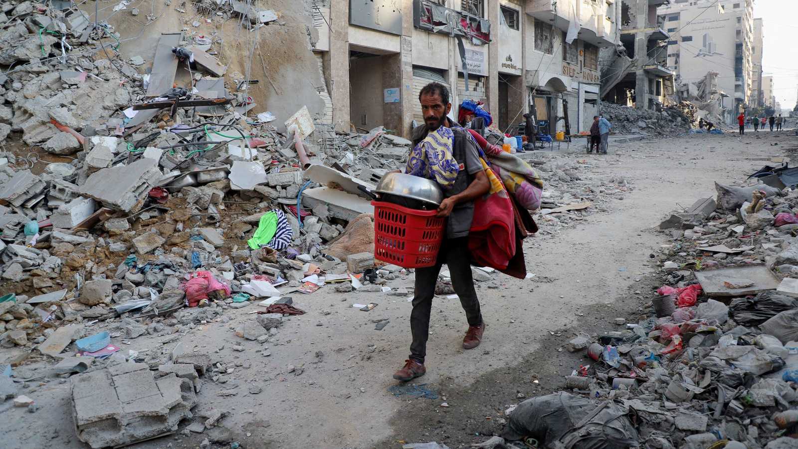 إيران: خطط السلام "لن تصمد" دون منح الفلسطينيين حق تقرير المصير