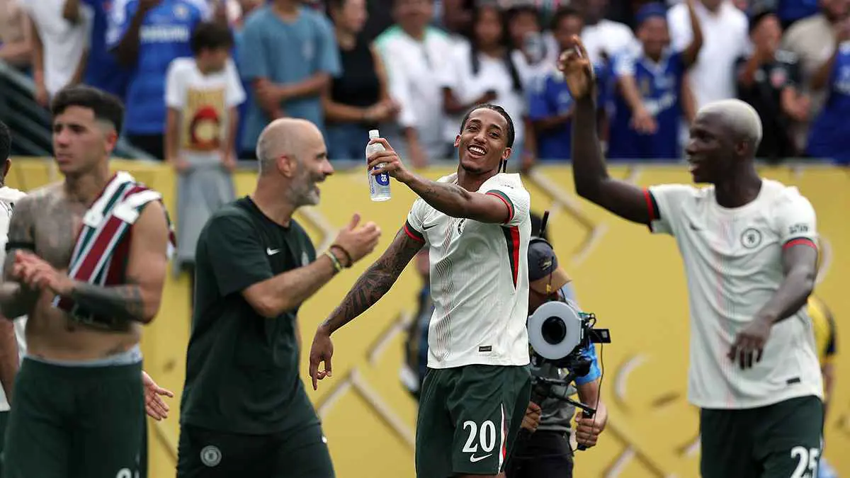 الخوف ليس في لندن فقط.. 5 أشياء ترعب باريس من تشيلسي