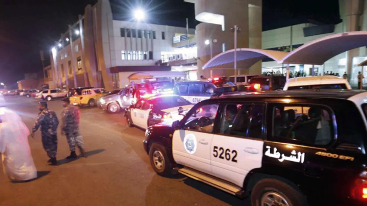 محتال في الكويت يجري عمليات تجميل مستعينًا بـ "يوتيوب"