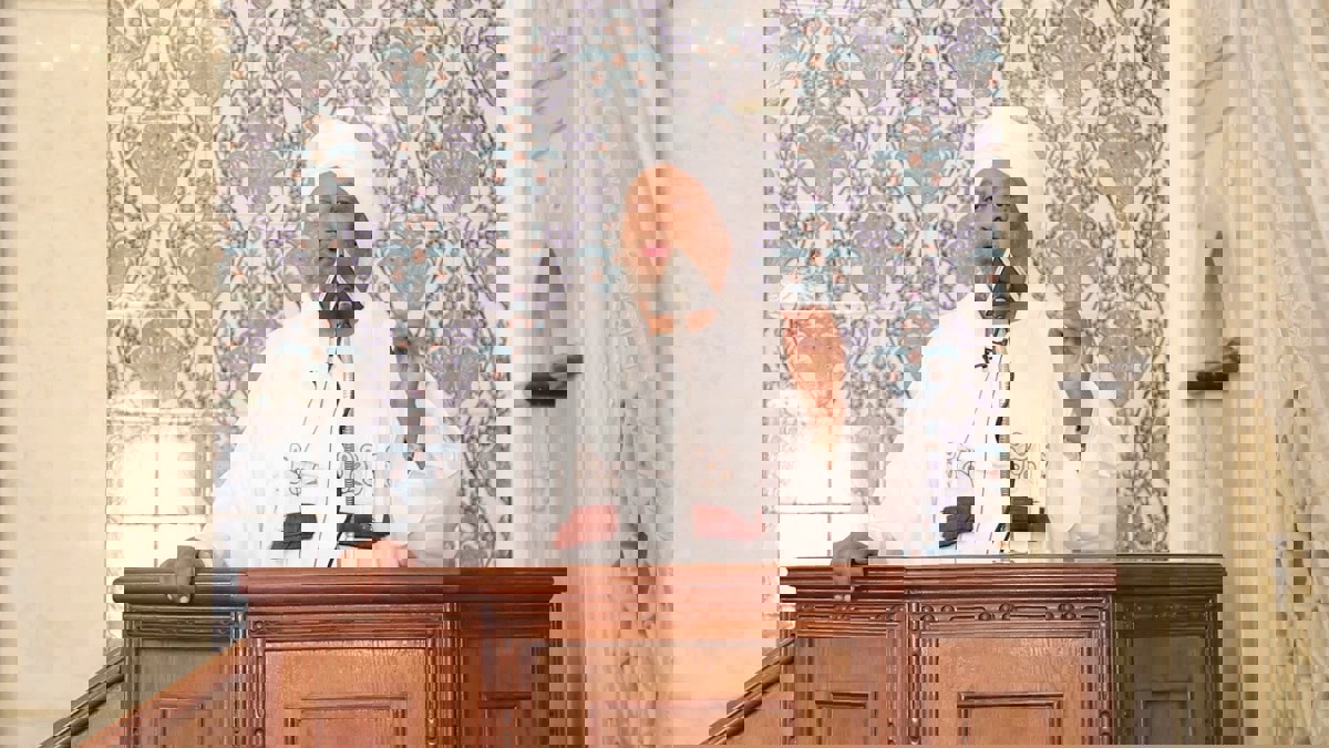 السودان يعتقل الداعية الإسلامي عصام البشير بتهمة غسل الأموال