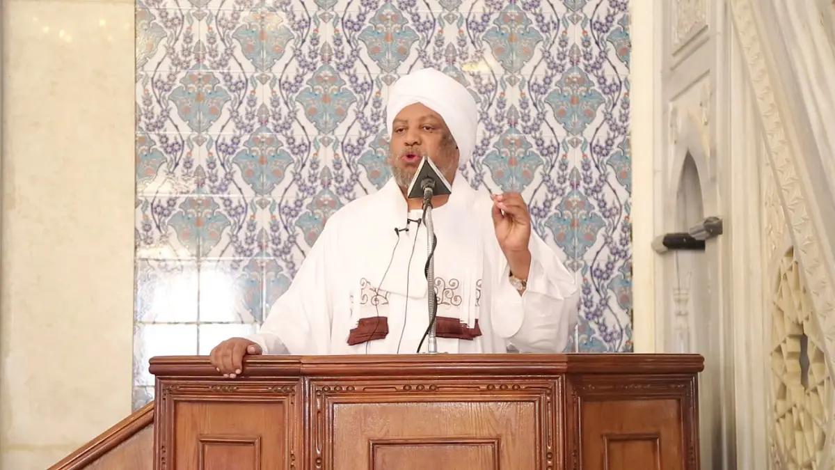 السودان يعتقل الداعية الإسلامي عصام البشير بتهمة غسل الأموال