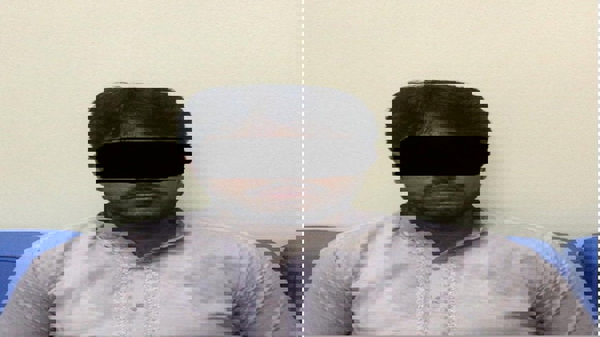 الشرطة العمانية تضبط وافدًا قام بإزدراء العملة الوطنية