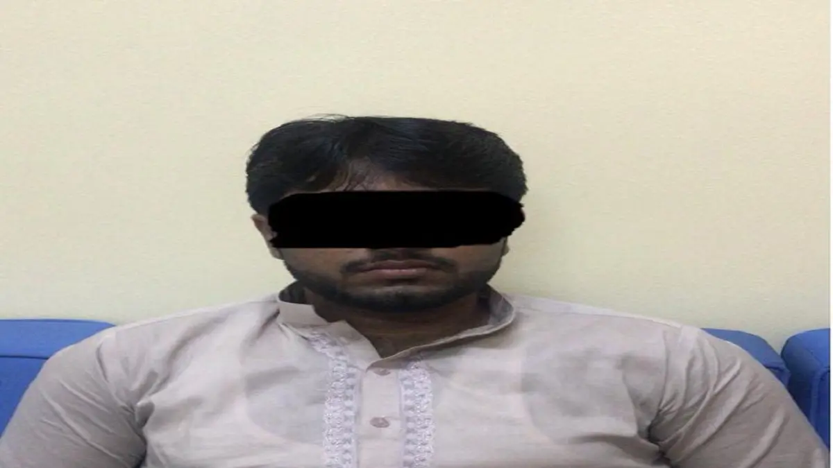 الشرطة العمانية تضبط وافدًا قام بإزدراء العملة الوطنية