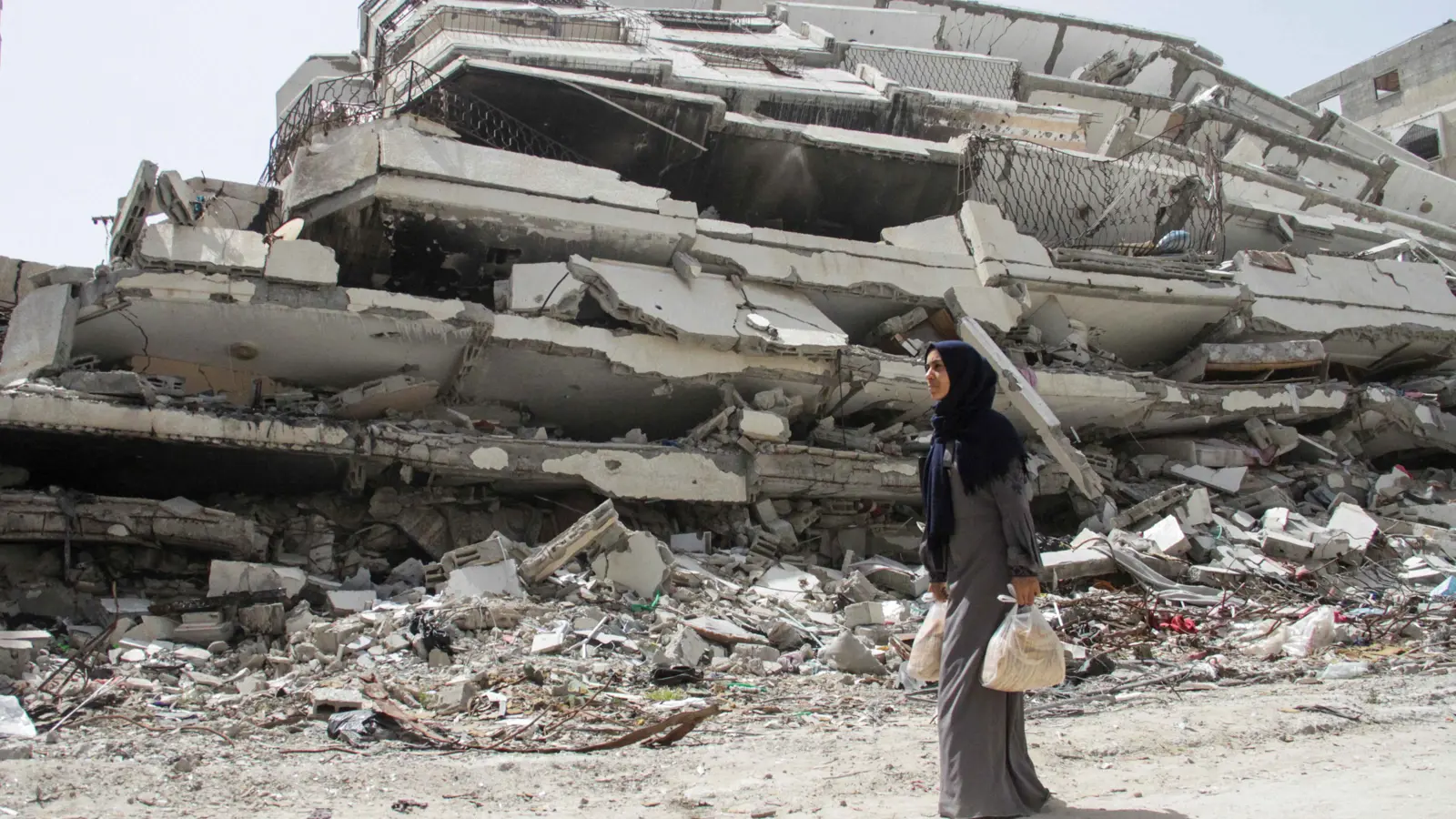 اقتصادية وأمنية وإنسانية.. تحديات كبرى تجثم على قطاع غزة