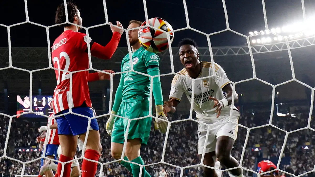 أين يتواجد عناصر آخر تشكيلة لريال مدريد خسرت من أتلتيكو في الكأس؟