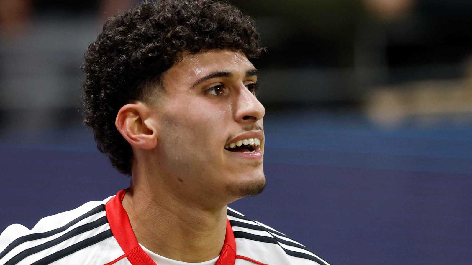 "مرموش" جديد في فرانكفورت.. المغربي أيوب أمايموني يتوهّج بالدوري الألماني 