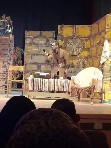 جانب من المسرحية