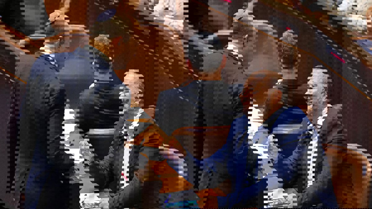 إسرائيل.. نفتالي بينيت يحذر من اغتيال النائب العربي منصور عباس