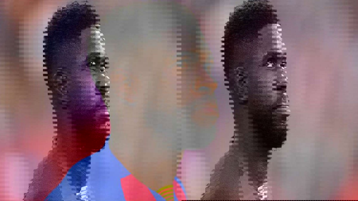 برشلونة يعلن إصابة أومتيتي بفيروس كورونا