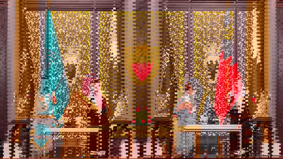 السعودية والبحرين تؤكدان مواصلة الجهود لإيجاد حل سياسي شامل للأزمة اليمنية