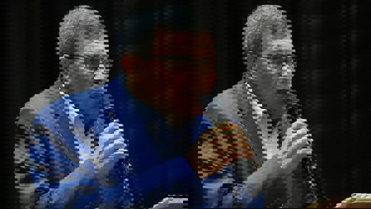 أول تعليق من "فتح" على دعوة هنية لقاء عباس 