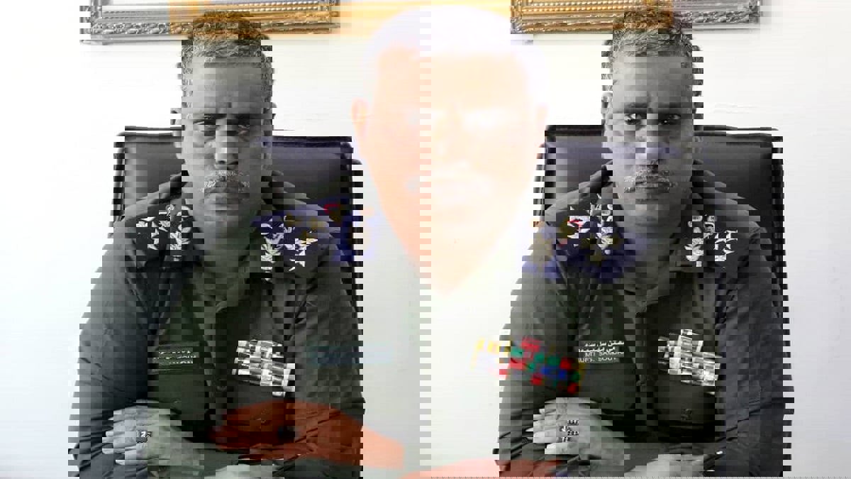 اليمن.. ناشطون يتهمون مدير شرطة المهرة باستغلال منصبه لخدمة أجندة "الإخوان‎"