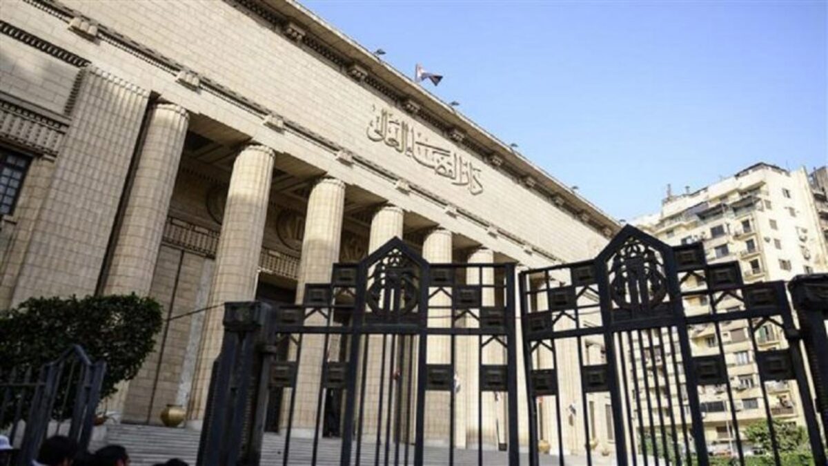 محكمة مصرية تقضي بإعدام 6 عناصر "إخوانيين" بتهمة حيازة وتصنيع متفجرات