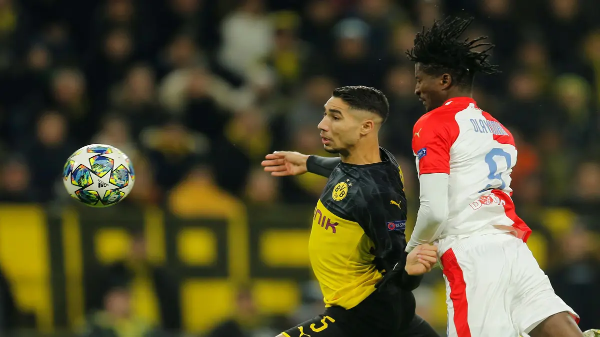 صحيفة: زيدان يقف عائقا أمام عودة أشرف حكيمي لريال مدريد