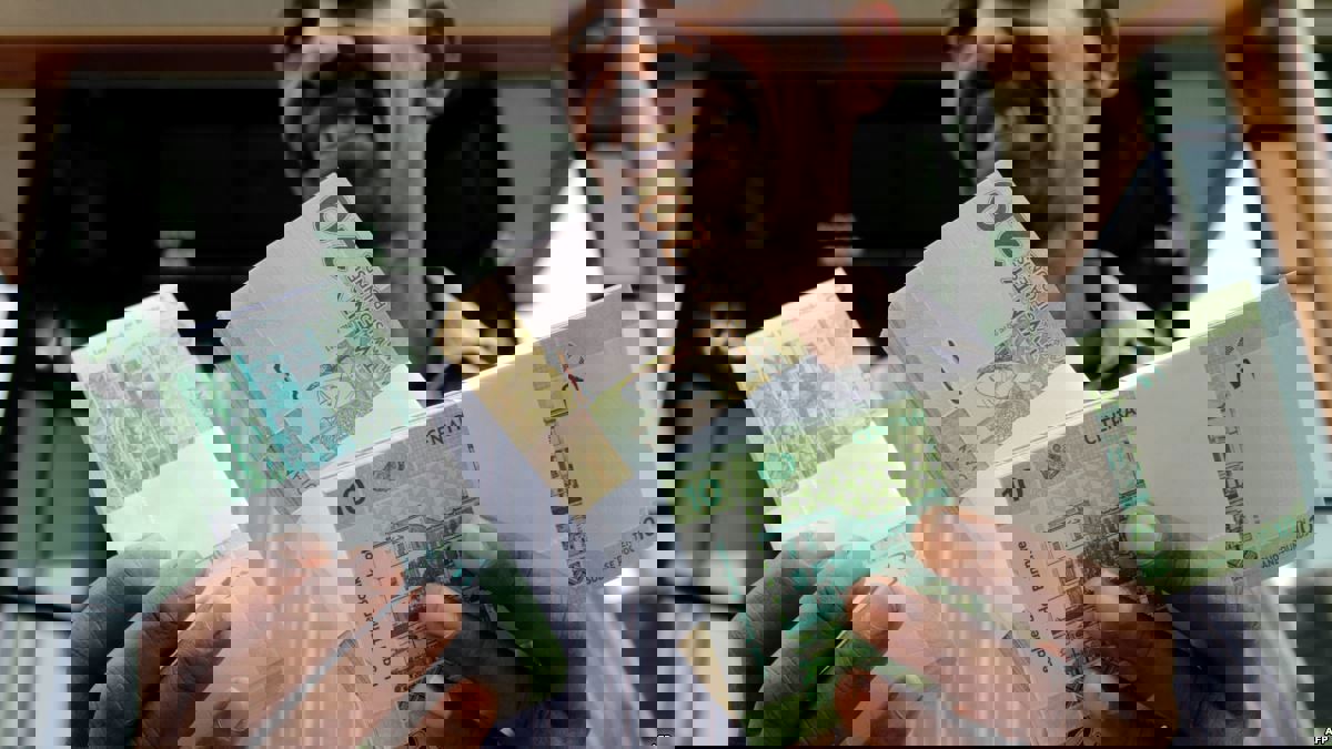 مصر تحذّر مواطنيها من شروط وعقوبات جديدة للتعامل مع النقد الأجنبي في السودان