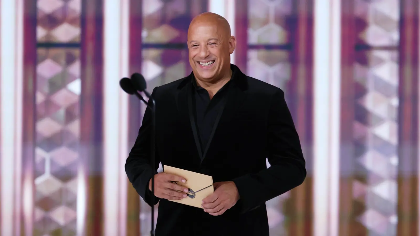 بتصرف غريب.. فين ديزل يثير الجدل في حفل "غولدن غلوب" (فيديو)