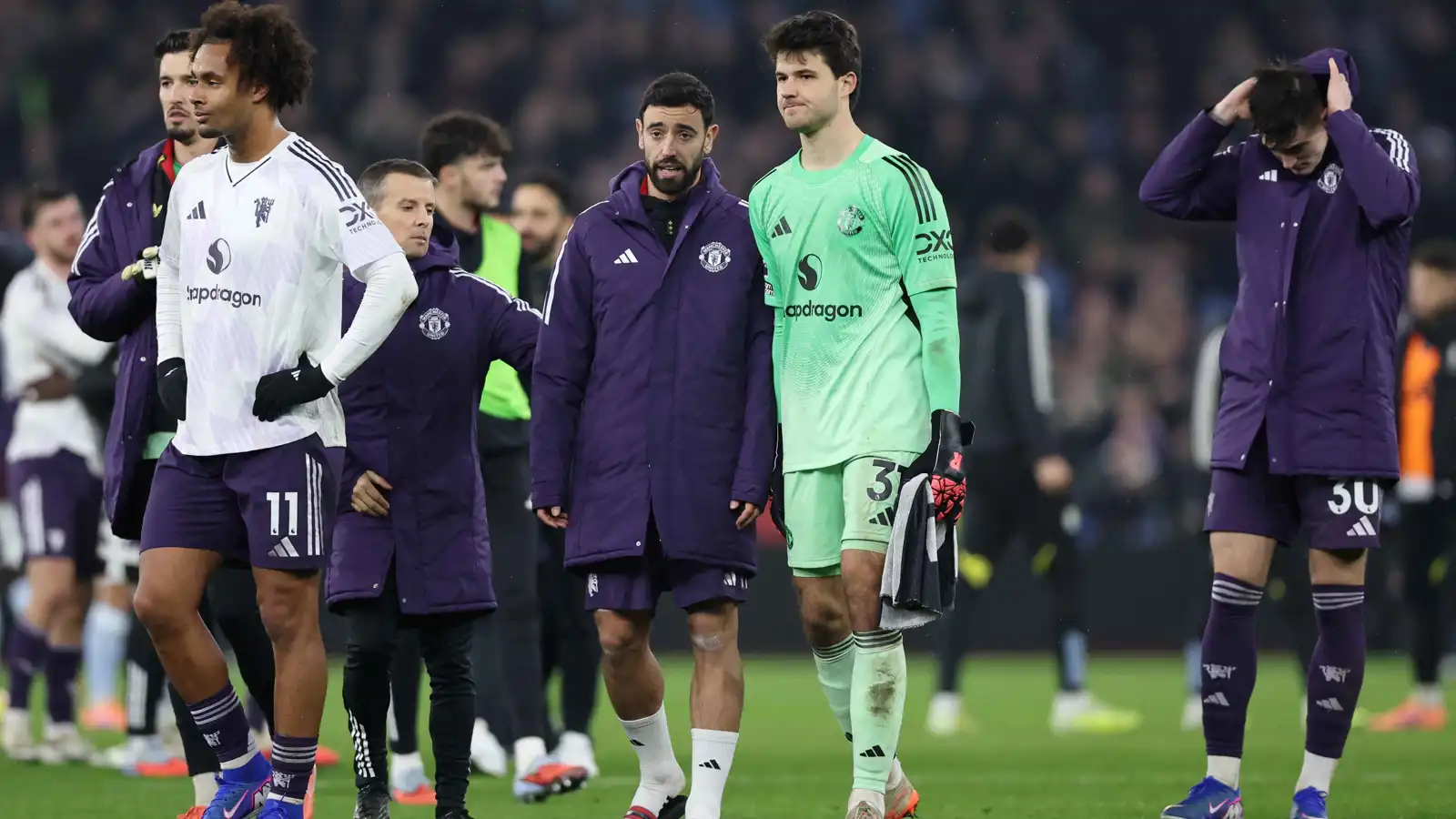 هدف للنصر والاتحاد.. قائد مانشستر يونايتد يحسم موقفه من الرحيل في يناير