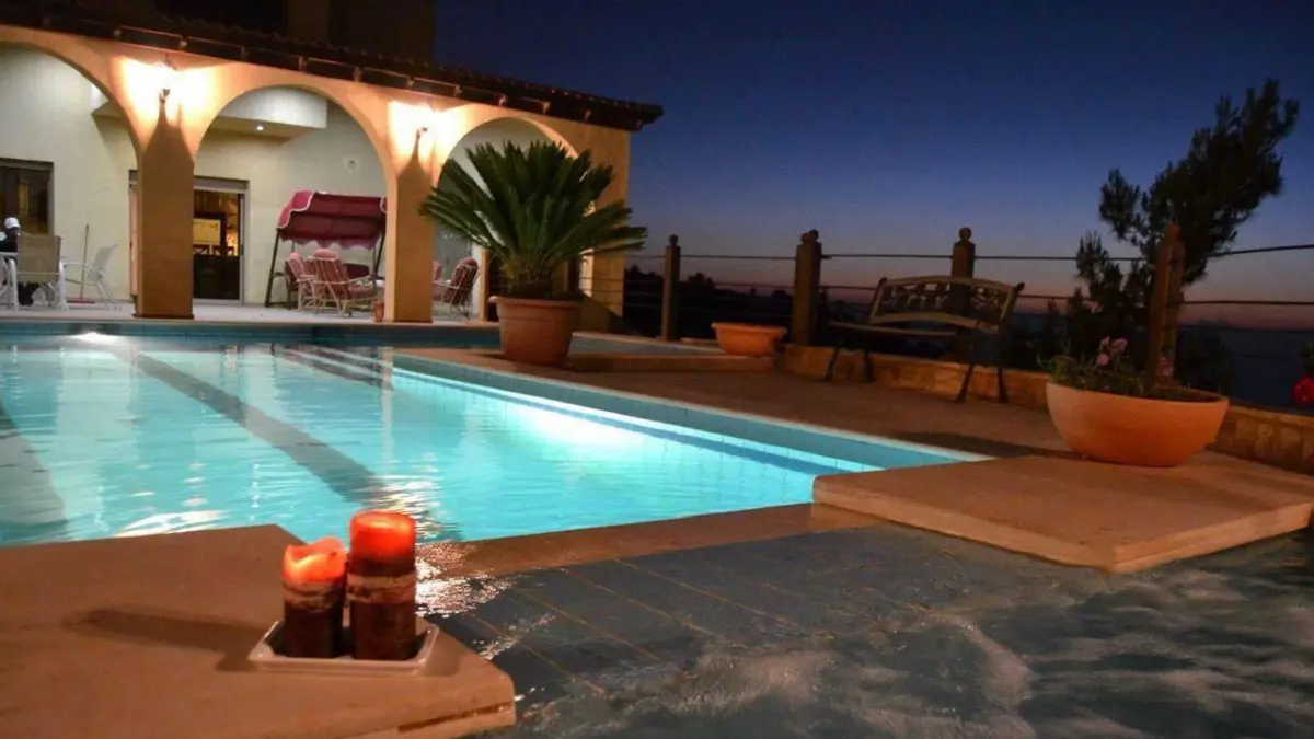 وفاة طفل رضيع غرقًا في مسبح بالكويت