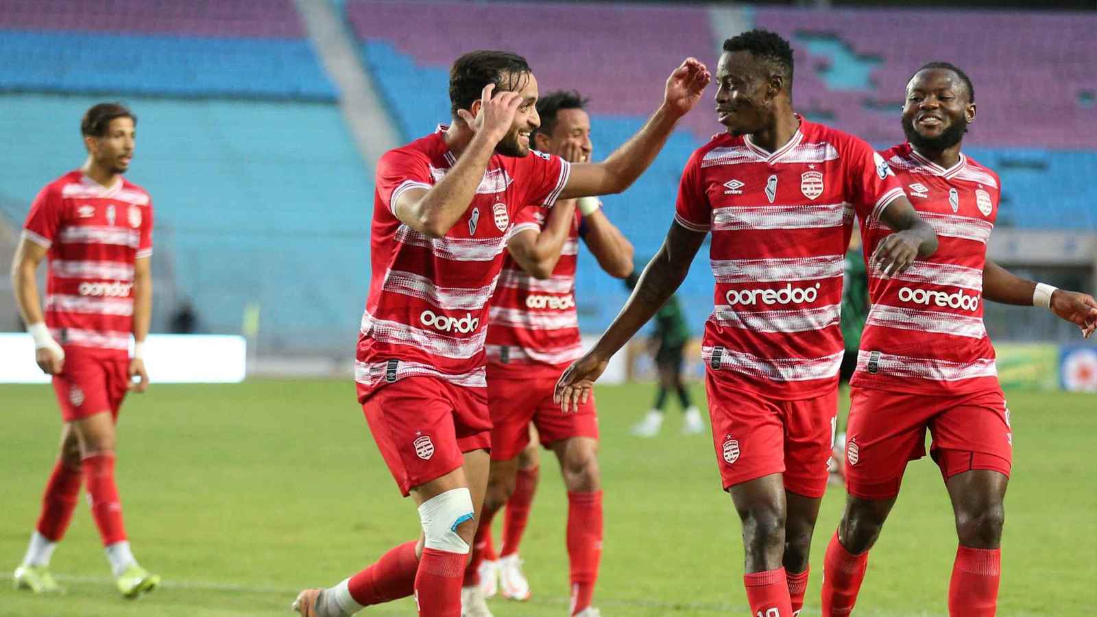 اتحاد الكرة التونسي يفاجئ النادي الإفريقي بقرار صادم