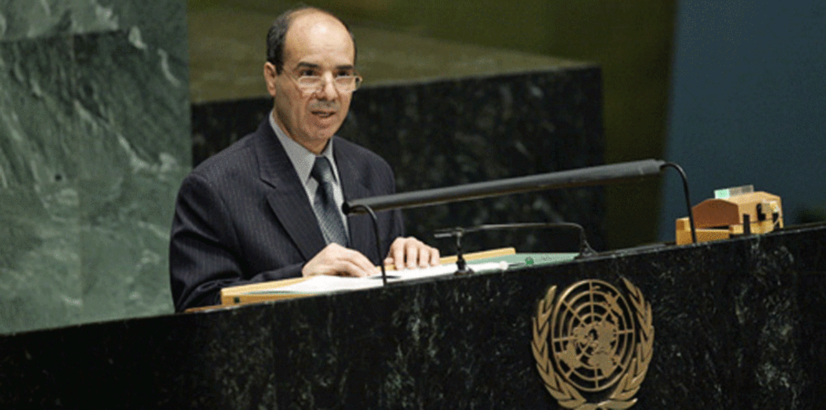 الدبلوماسي الدباشي يتهم بريطانيا بـ"إدارة الفوضى" داخل ليبيا