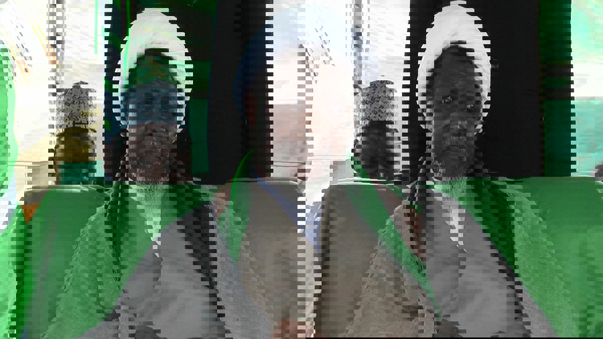 الزعيم الشيعي المحتجز إبراهيم زكزكي يغادر نيجيريا لتلقي العلاج