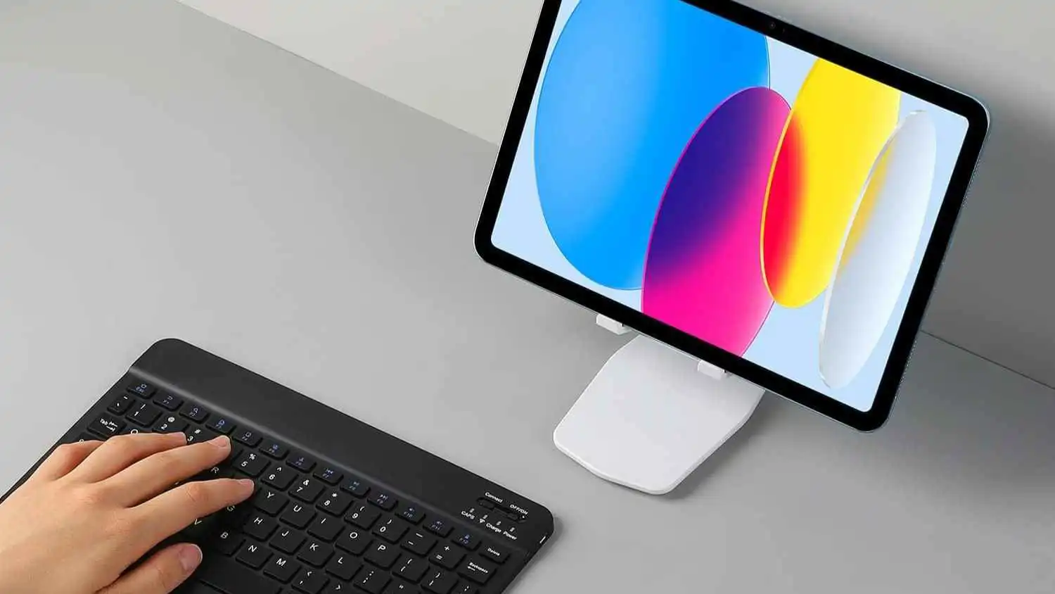 لتعزيز الإنتاجية.. ملحقات رخيصة تحول جهاز أندرويد إلى كمبيوتر