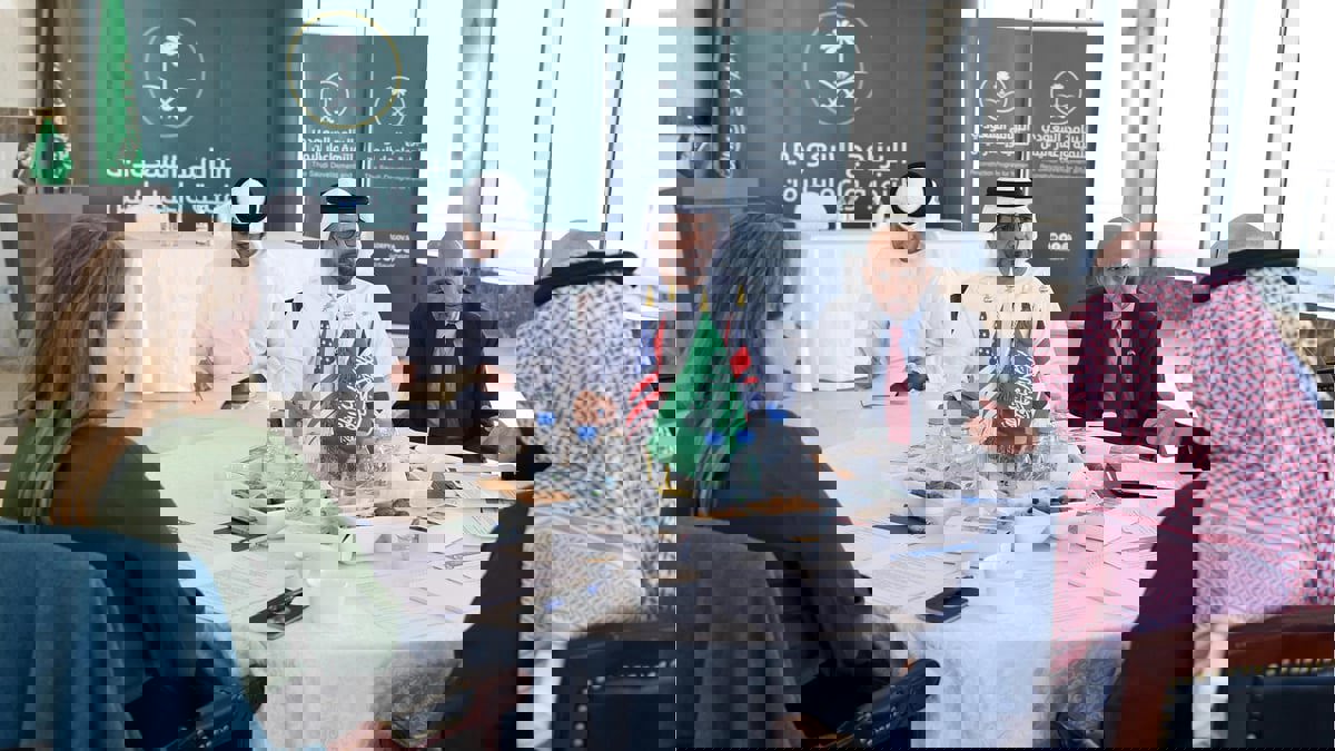 اليمن.. ما دلالات بيان "الرباعية" بشأن الحكومة والبنك المركزي؟ ‎‎