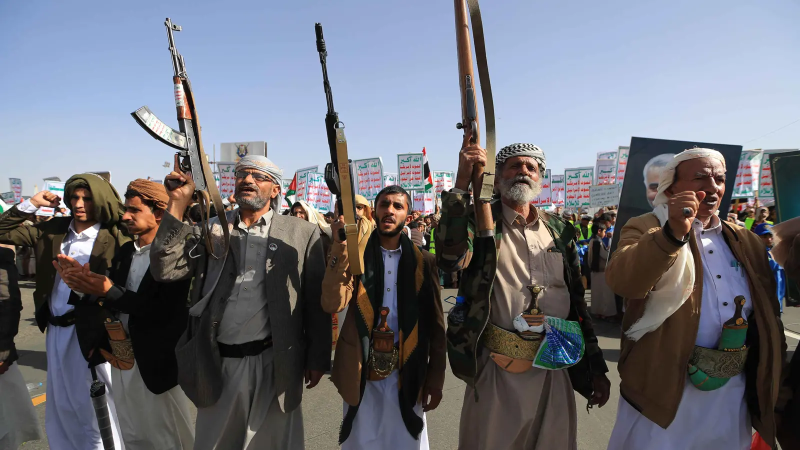 مهاجرو أفريقيا.. ورقة الحوثيين البديلة لتجاوز الحصار و"تحريك الخبراء"