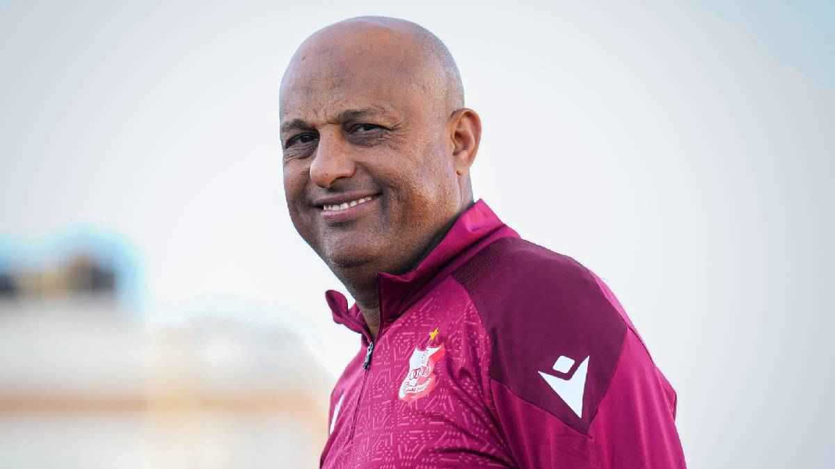 طارق مصطفى يقتحم حسابات خلافة أحمد عبد الرؤوف في الزمالك