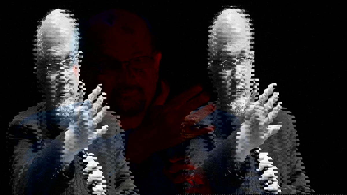 أمريكا وبريطانيا تنددان بموقف إيران من الهجوم على سلمان رشدي