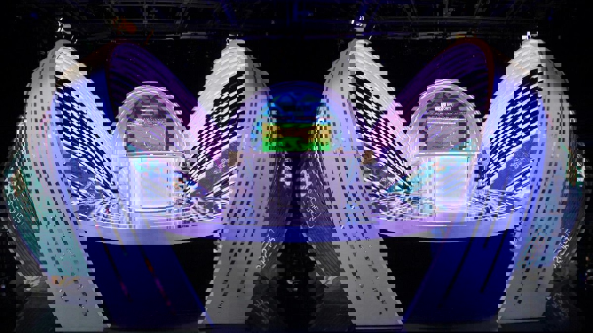 اتحاد كرة القدم الإماراتي يبدأ خطواته القانونية لوقف احتكار قنوات "بي إن سبورتس"