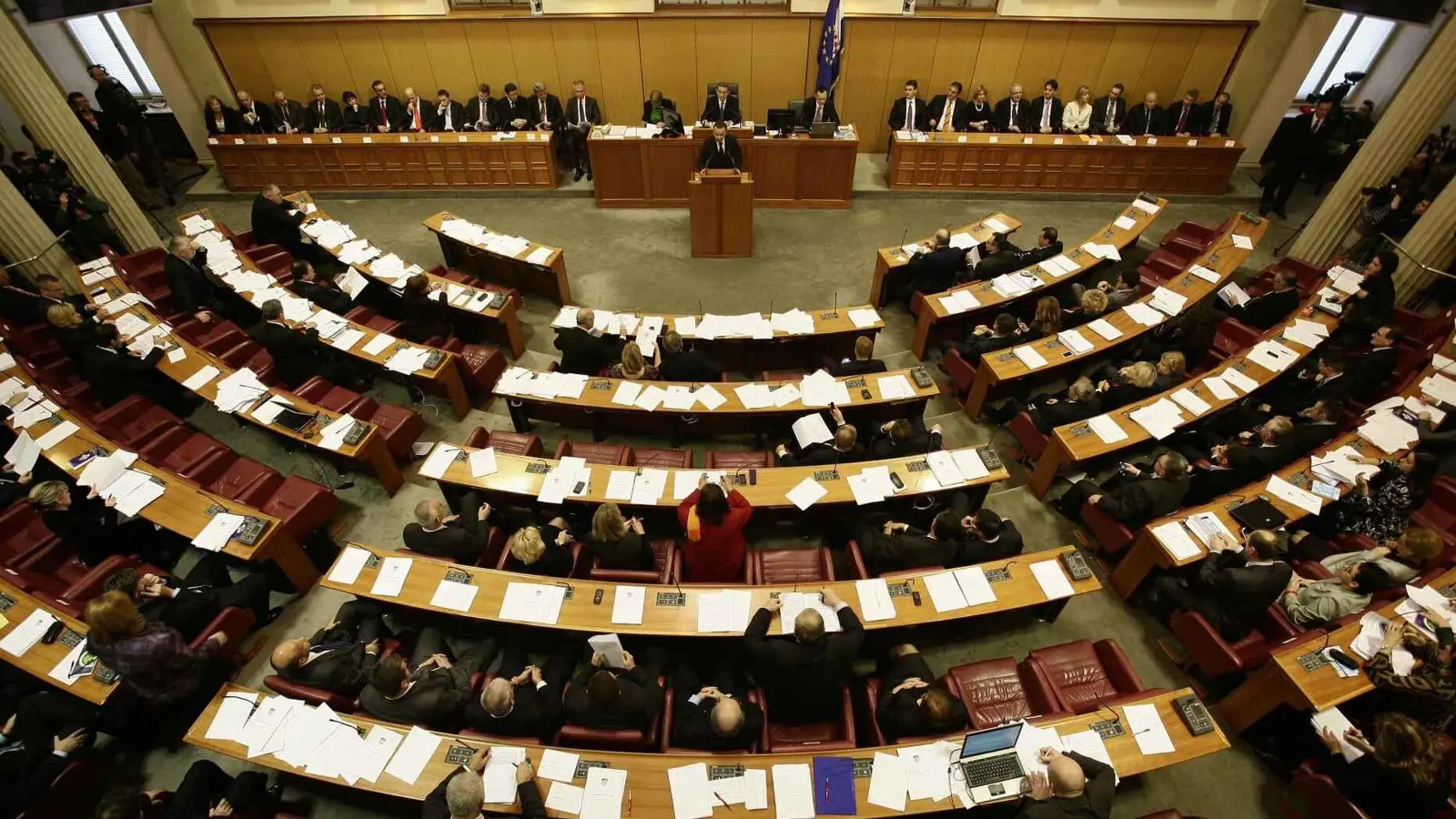 التحالف الحاكم في كرواتيا يخسر الأغلبية البرلمانية