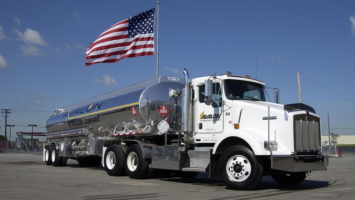 هبوط مخزونات الخام الأمريكية أكثر من المتوقع 