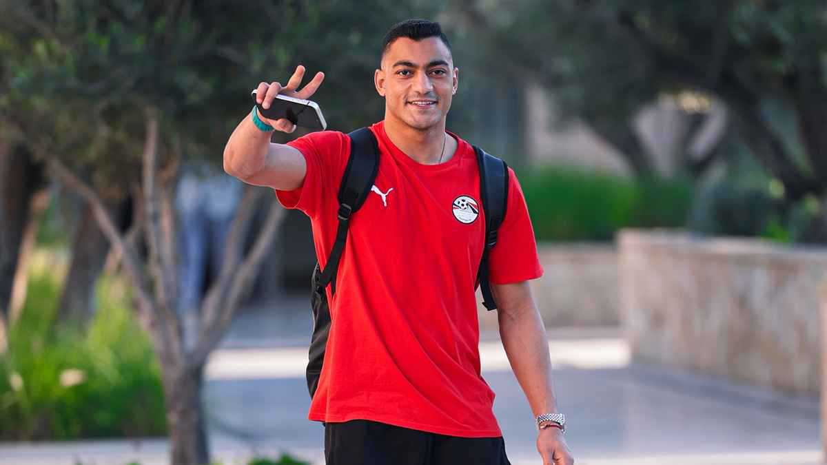 رداً على خلافه مع حسام حسن.. مصطفى محمد لـ"إرم نيوز": نحن على قلب رجل واحد