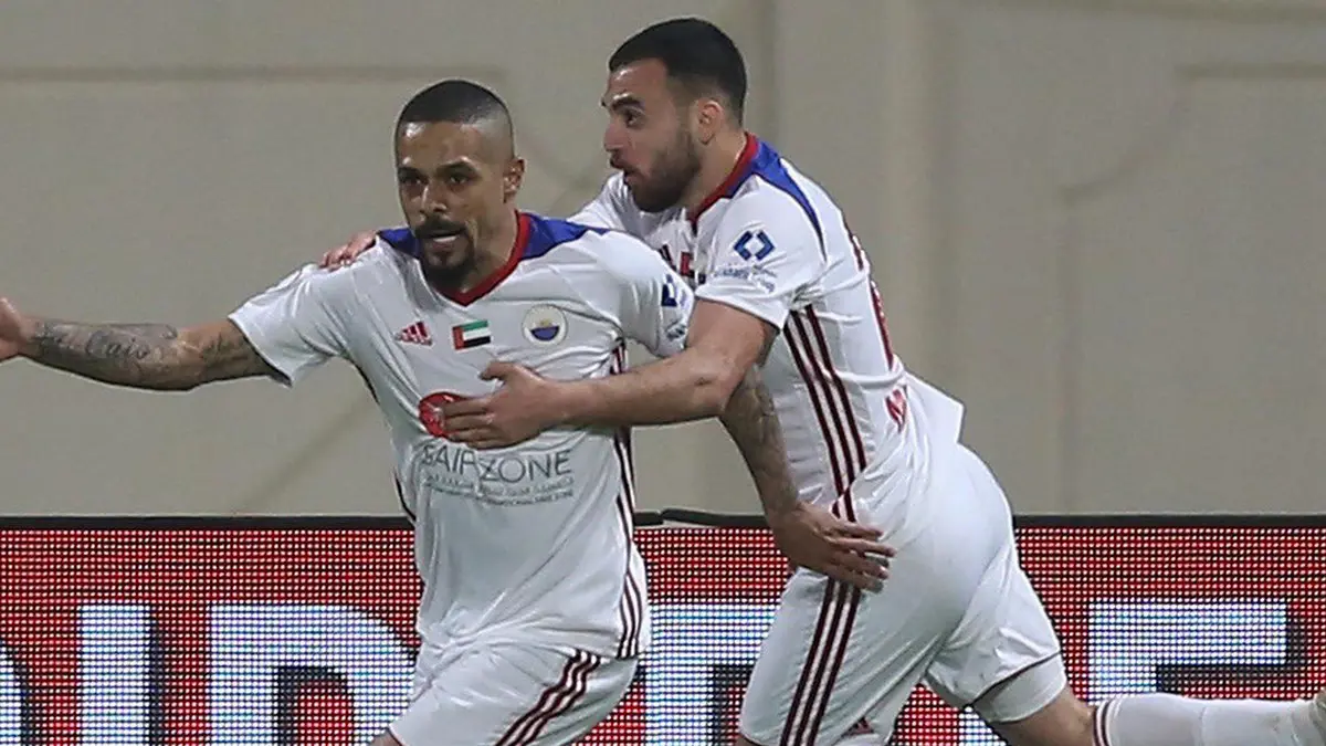 كم نقطة يحتاجها الشارقة للتتويج بلقب الدوري الإماراتي؟