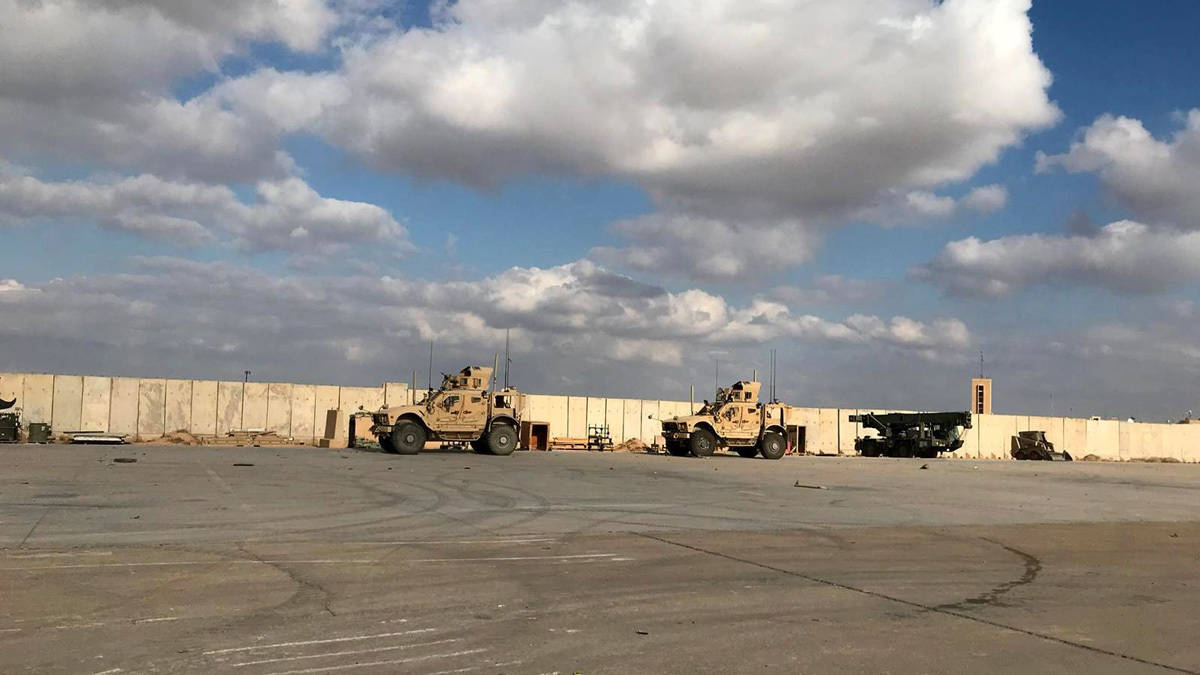 قصف قاعدة عسكرية تضم قوات أمريكية شمالي بغداد