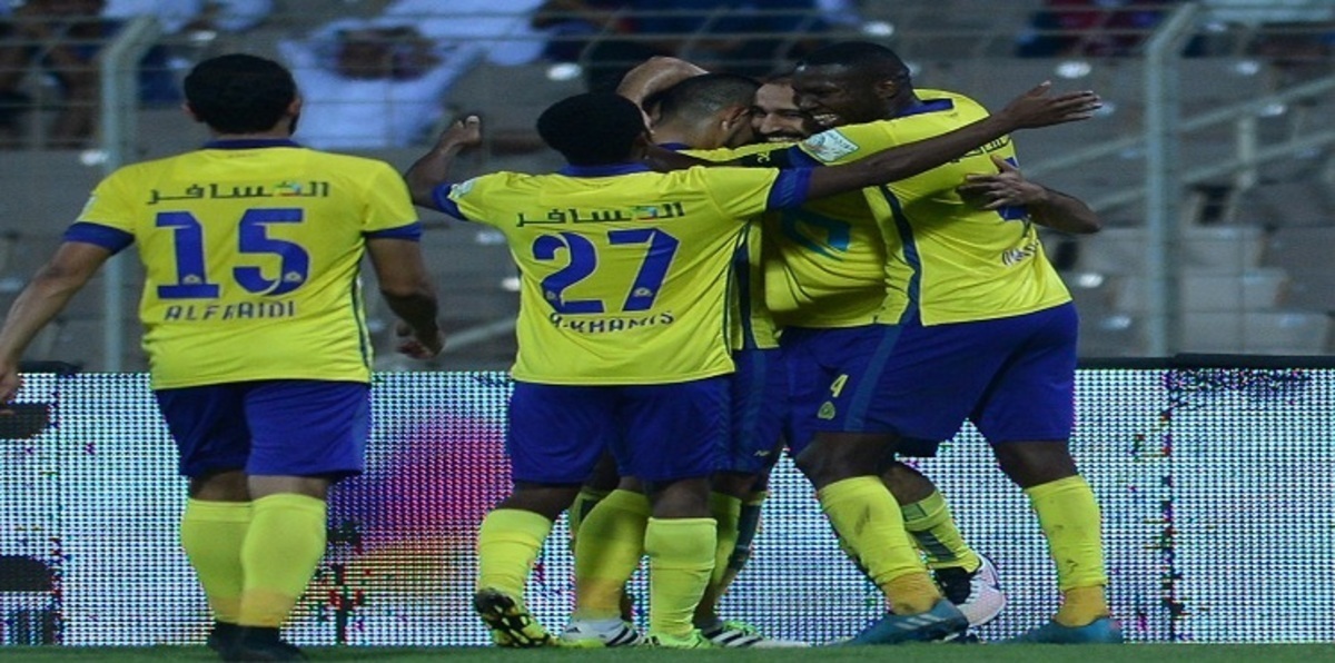 السعودية.. لقطة إنسانية رائعة بين محترف النصر وطفل من ذوي الاحتياجات الخاصة (فيديو)