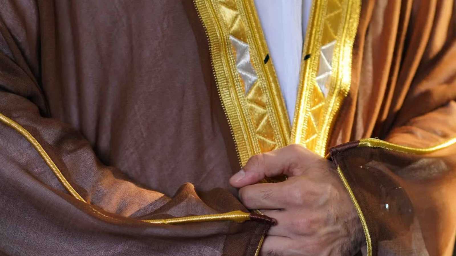 البشت السوري يستعيد مكانته بعد عقود من الإهمال‎