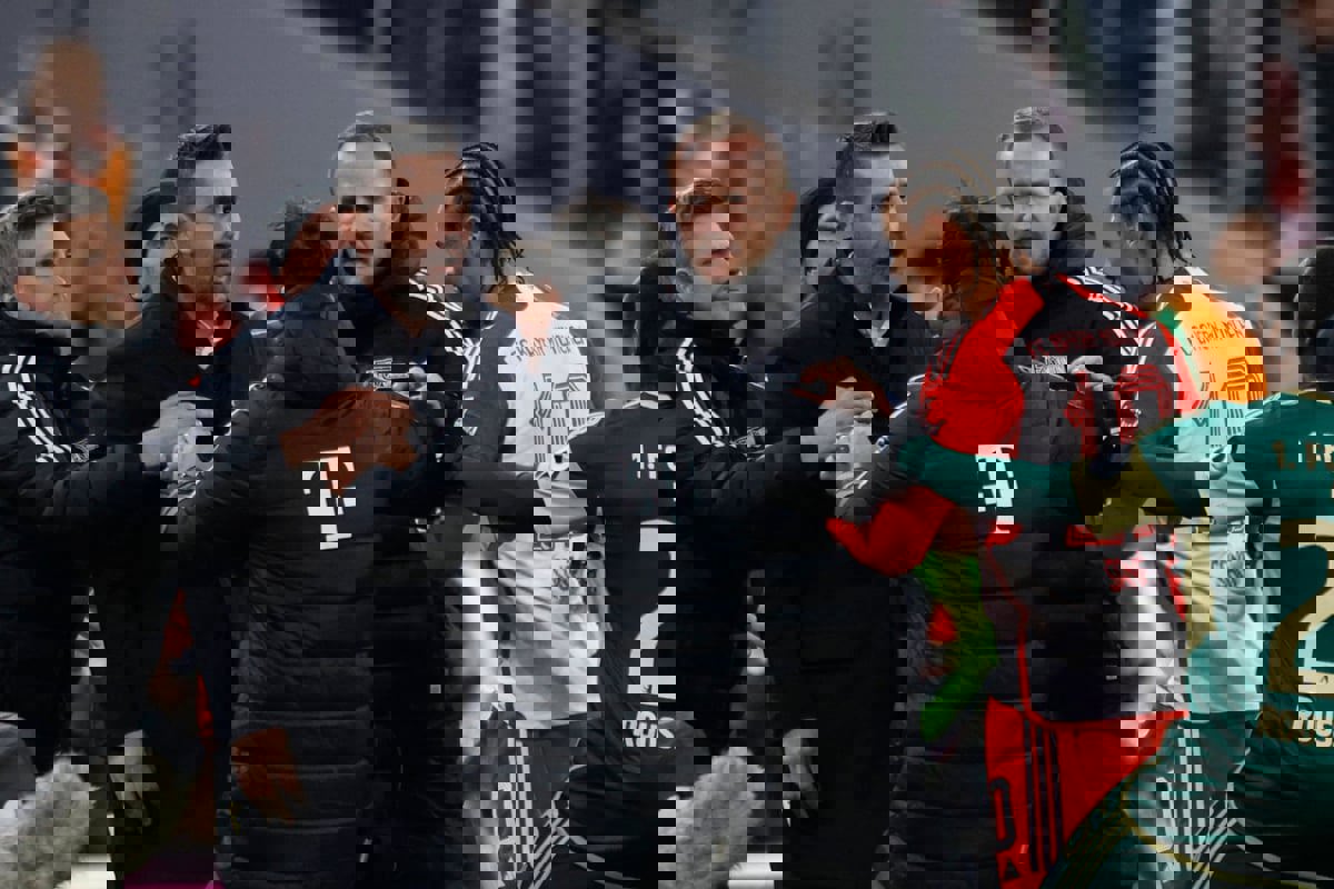 رافضا الاعتذار له.. مدرب يونيون برلين يكشف سبب ضربه ساني (فيديو)
