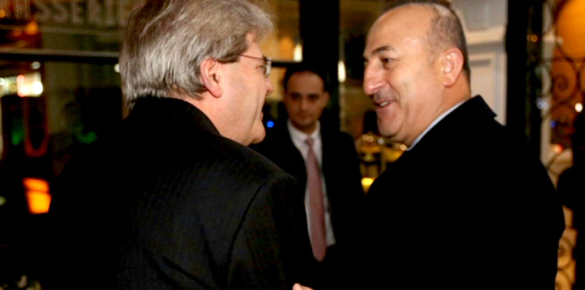 تركيا وإيطاليا تبحثان نقل مقر الحكومة الليبية إلى طرابلس