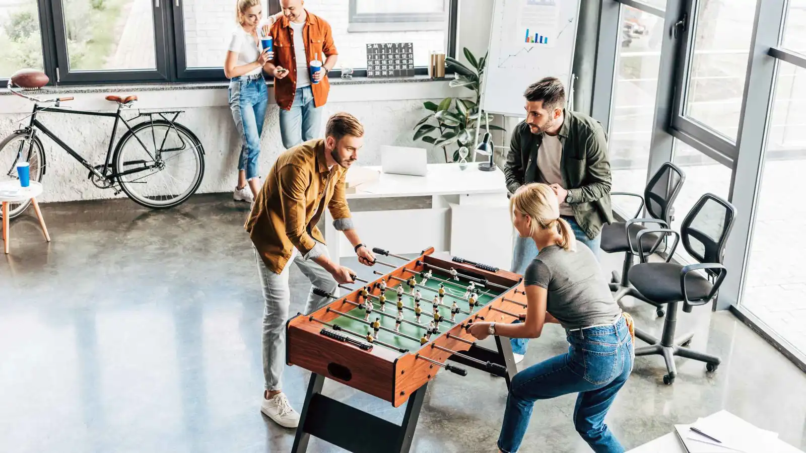 اللعب في حياة البالغين.. فوائد نفسية وعاطفية غير متوقعة